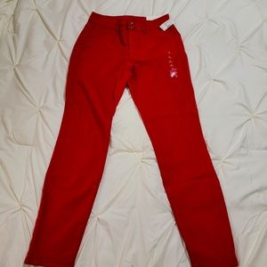 NWT size M red jeggings